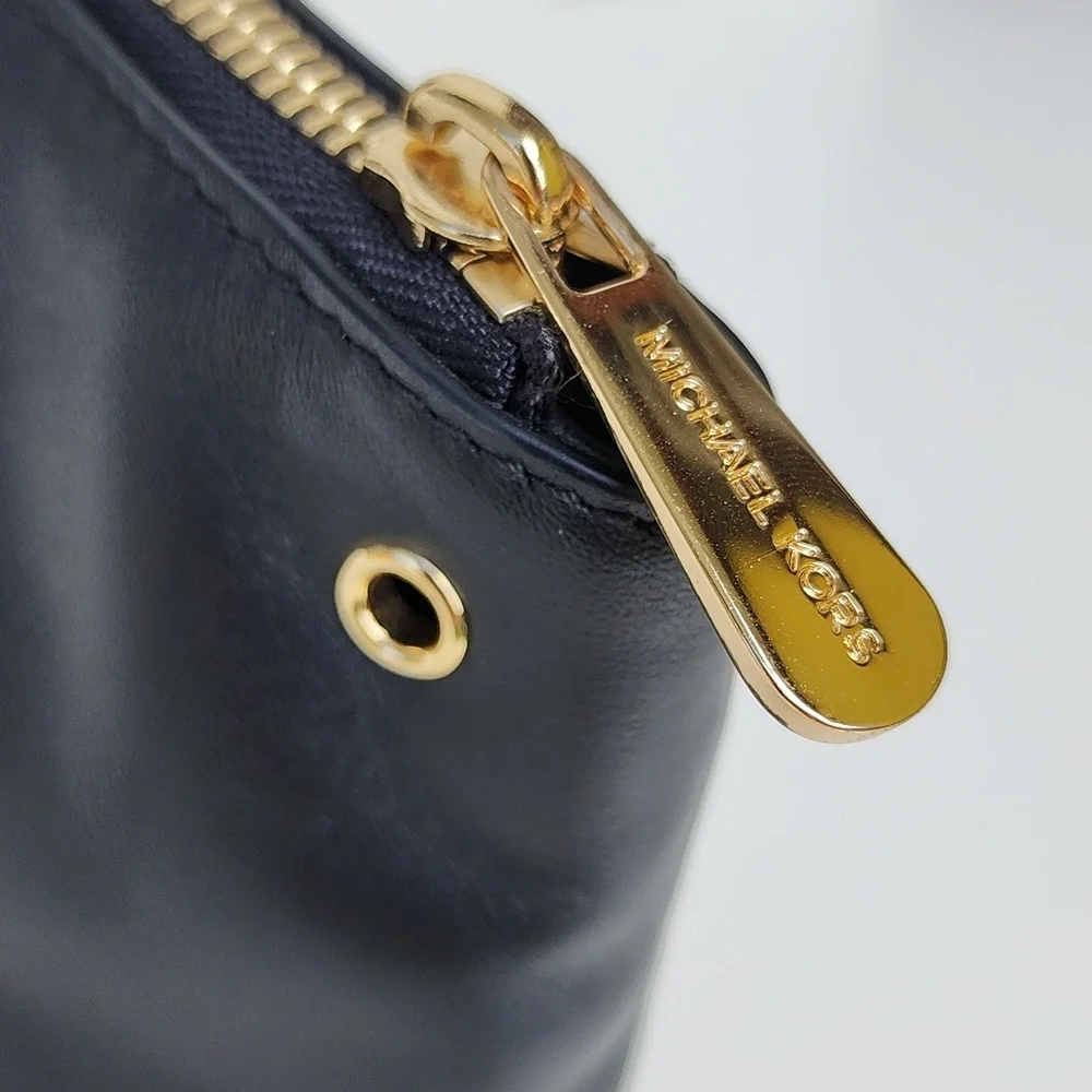 MICHAEL KORS Sadie‎ Leather Satchel Black Leather Chain Lock Crossbody Purse Bag